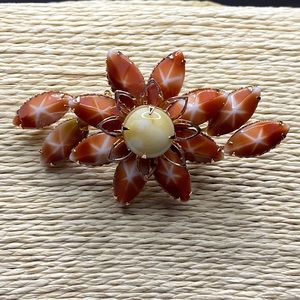 Unique vintage rhinestones style brooch pin